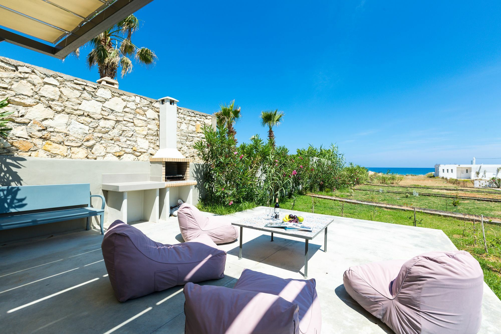 Yiannis Apartments Аделианос Кампос Экстерьер фото